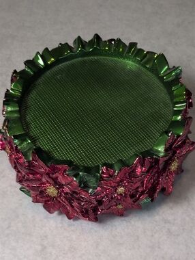 Poinsettia Candle Holder Pedestal by Homeworx